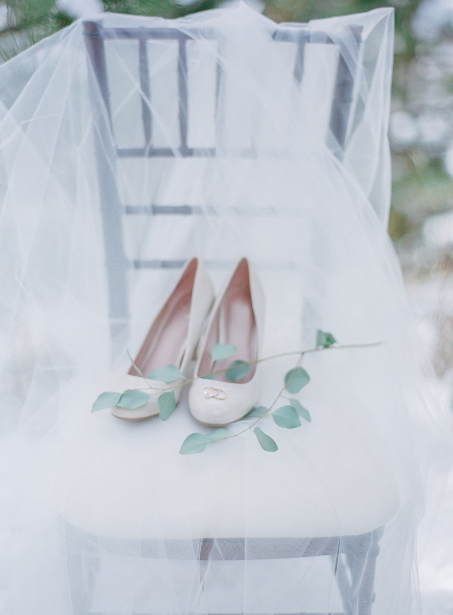 Della Terra Winter Weddingwww.shannonvoneschen.com