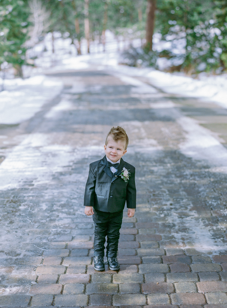 Della Terra Winter Weddingwww.shannonvoneschen.com