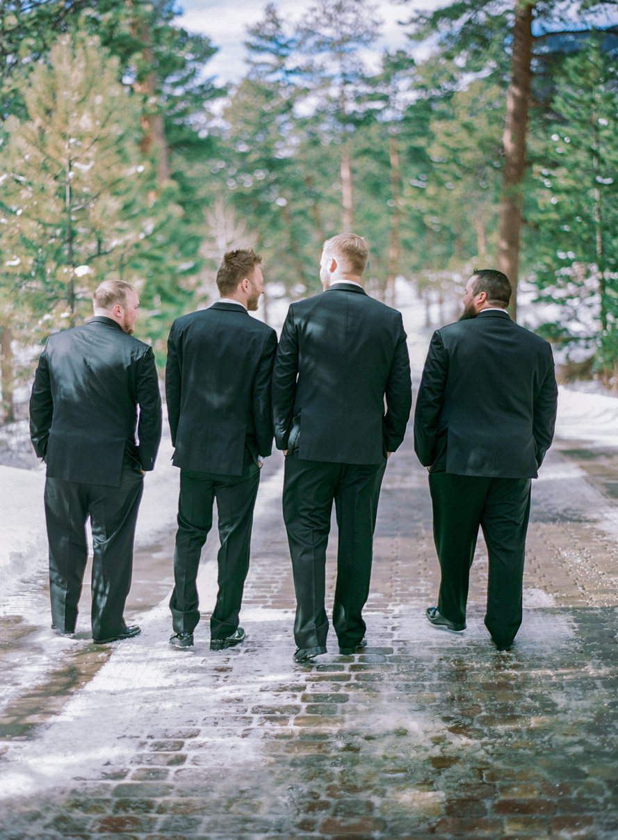 Della Terra Winter Weddingwww.shannonvoneschen.com