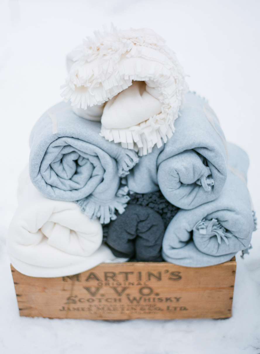 Della Terra Winter Weddingwww.shannonvoneschen.com