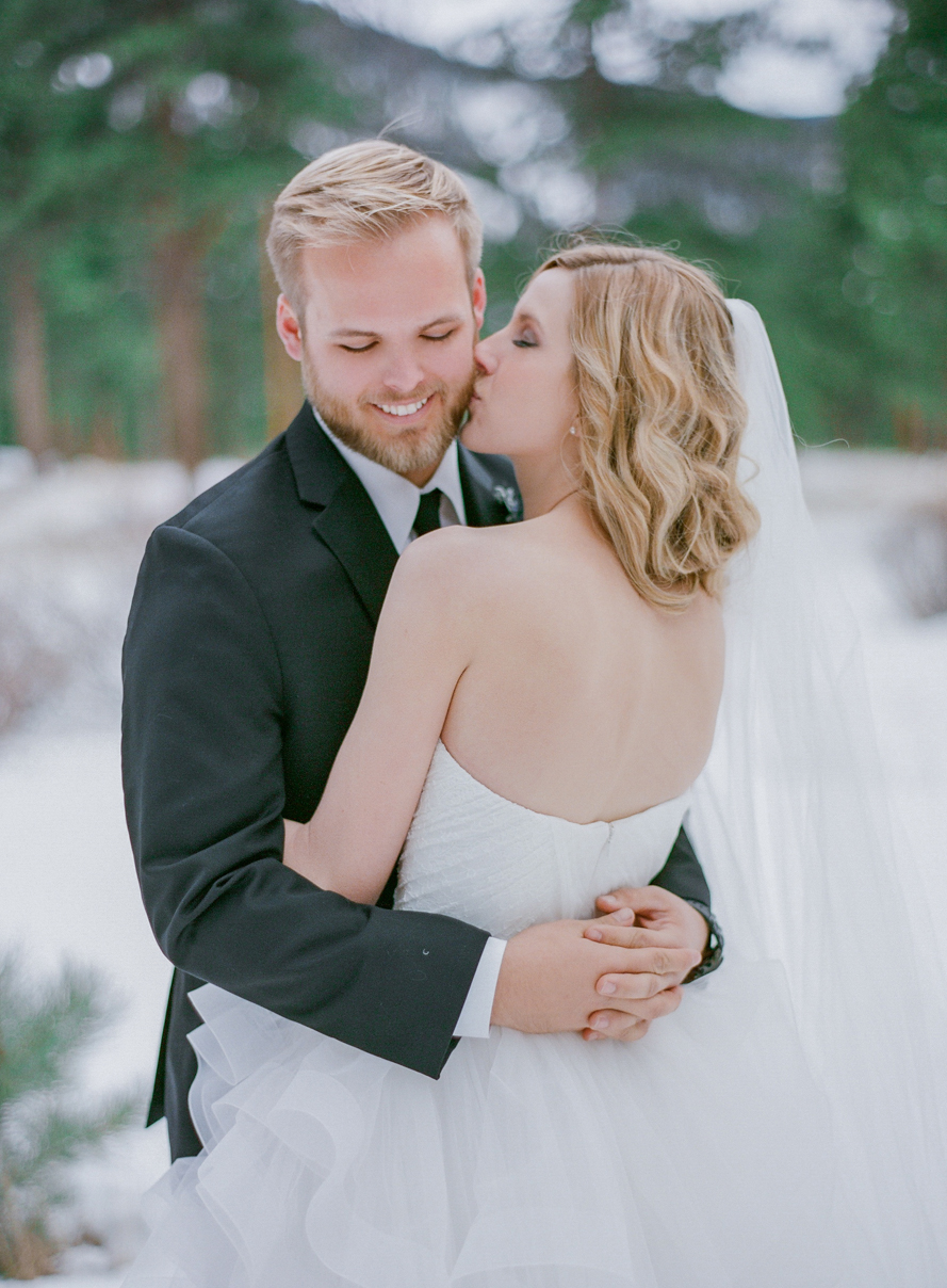 Della Terra Winter Weddingwww.shannonvoneschen.com
