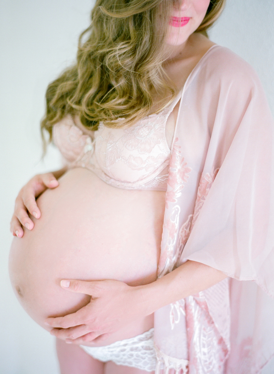 Laura's Maternity - Shannon Von Eschen Photography